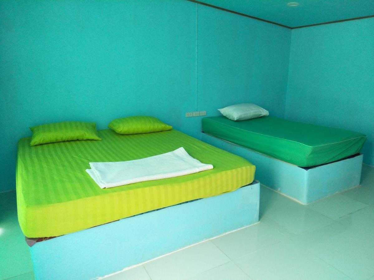 The Pier Homestay Thongsala Exterior foto